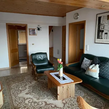 Leilbon Apartmanhaz Хевиз