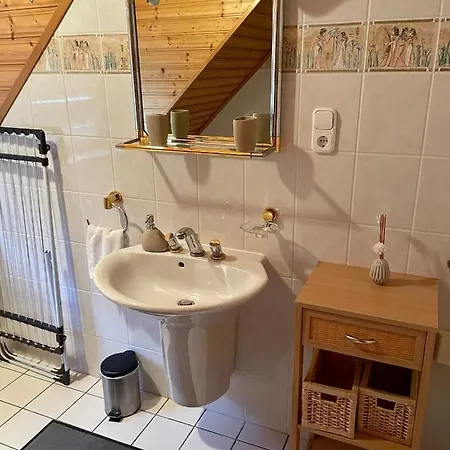 Leilbon Apartmanhaz