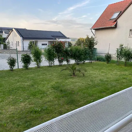 Leilbon Apartmanhaz Appartement