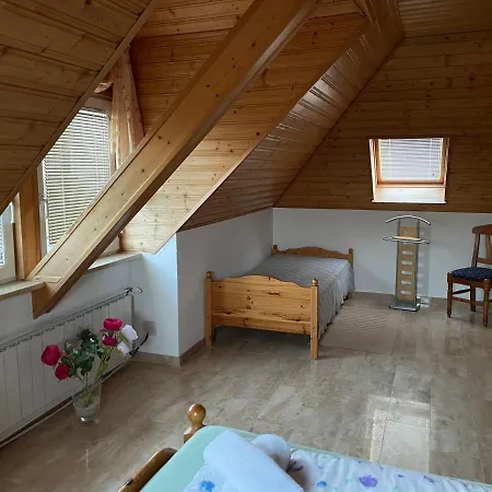 شقة Leilbon Apartmanhaz *