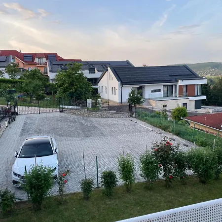 Leilbon Apartmanhaz Апартаменты Хевиз
