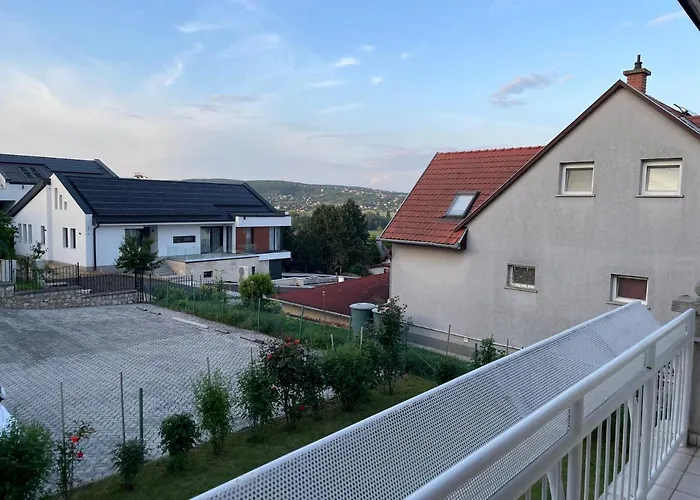 Leilbon Apartmanhaz