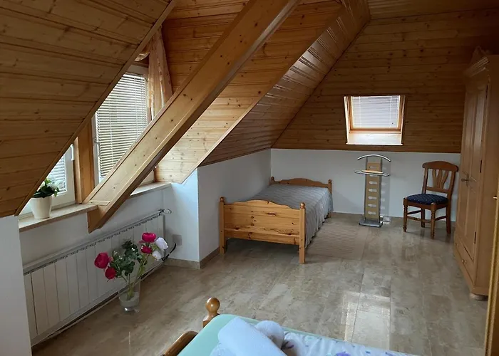Appartement Leilbon Apartmanhaz *