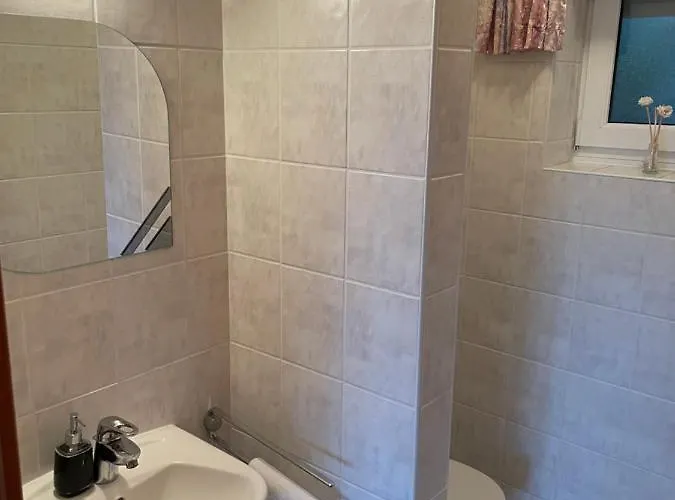 Leilbon Apartmanhaz