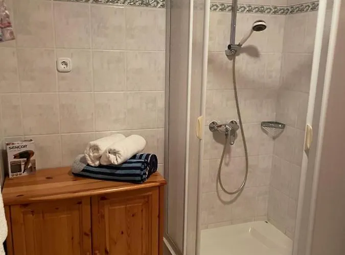 Leilbon Apartmanhaz *