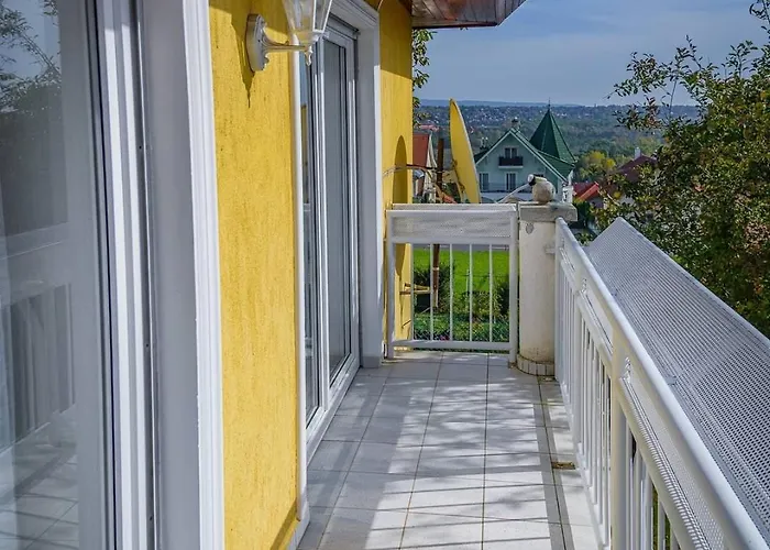 Leilbon Apartmanhaz Apartament Héviz