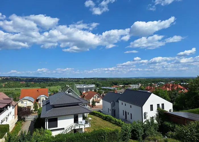 Leilbon Apartmanhaz Apartament *